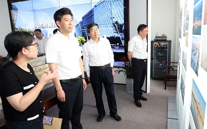 省人大常委会副主任、省社科联主席曲福田赴苏州专题调研十四五时期我省哲学社会科学发展