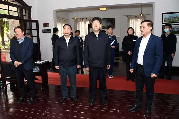 曲福田调研南京镇江社科工作