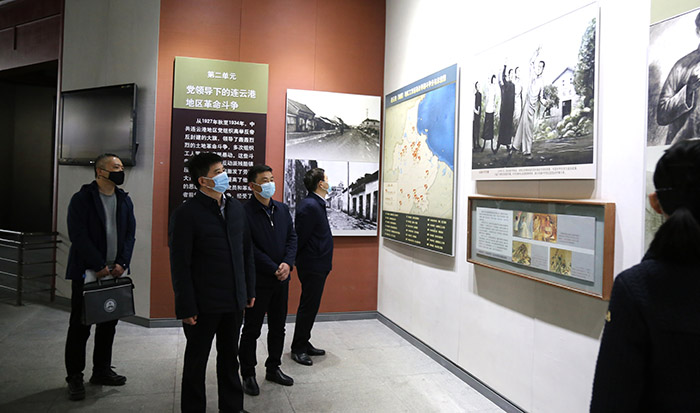 省社科联党组成员、副主席周瑞峰一行赴连云港市社科联调研