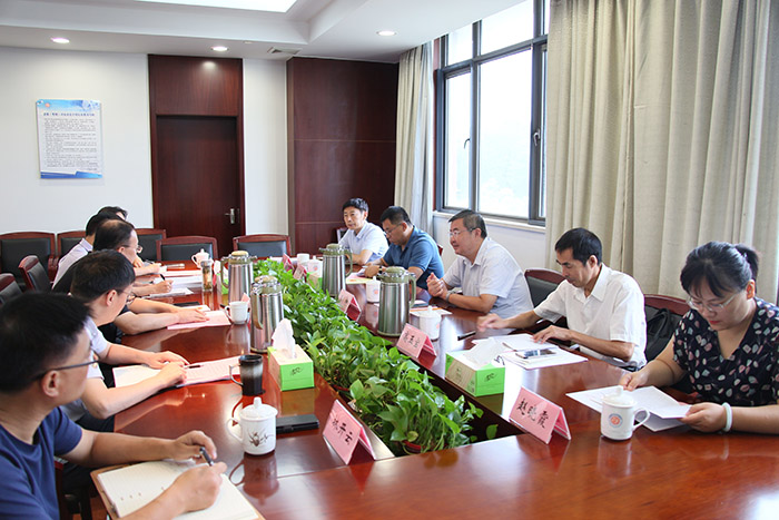 山东省社科联副主席王坤一行5人来我会调研