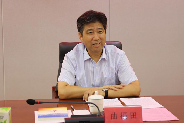 曲福田赴山东调研哲学社会科学工作