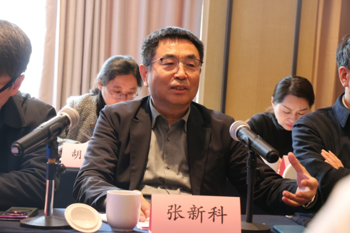 省社科应用研究精品工程课题管理调研座谈会在扬州举行