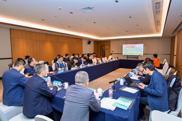 曲福田出席2025年人文经济学苏杭双城对话活动