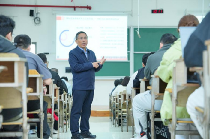 省社科联常务理事、南京师范大学马克思主义学院教授王永贵入选2026年“最美教师”