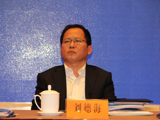 省社科联七届理事会第八次会议在南京召开