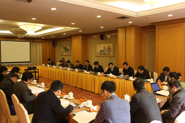 省社科联召开江苏新型智库建设座谈会暨省社科基金重大项目开题论证会