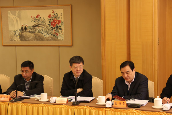 省社科联召开江苏新型智库建设座谈会暨省社科基金重大项目开题论证会