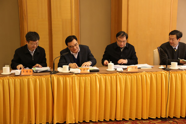 省社科联召开江苏新型智库建设座谈会暨省社科基金重大项目开题论证会
