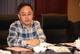 省社科联召开“依法治国、依法行政与基层社会治理”专家座谈会