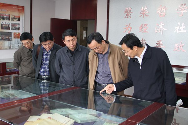 安徽省委宣传部来省社科联调研考察