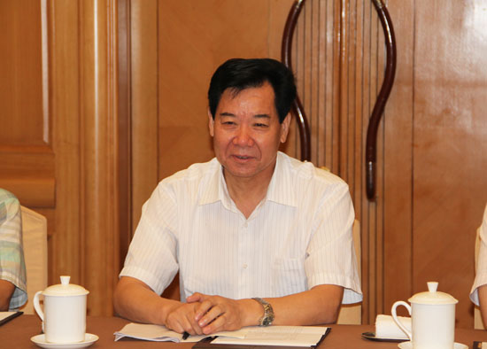 山东省社科联党组书记杨瑛一行来我会考察调研