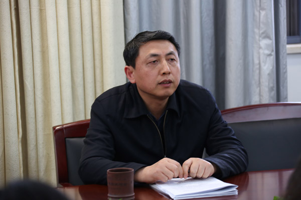 省社科联传达学习全国“两会”精神和全省机关作风建设大会精神