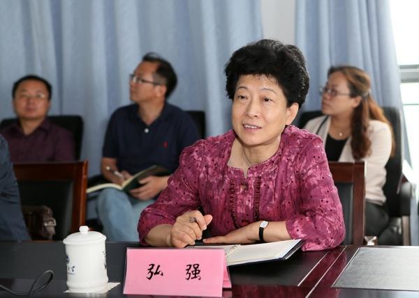 弘强书记视察“江苏党风廉政建设创新研究基地”