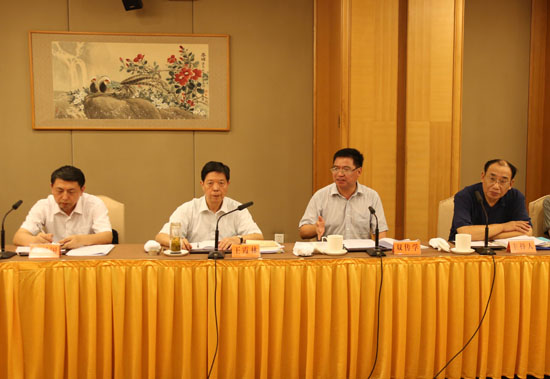 江苏省邓小平理论研究会纪念邓小平诞辰110周年学术交流会综述