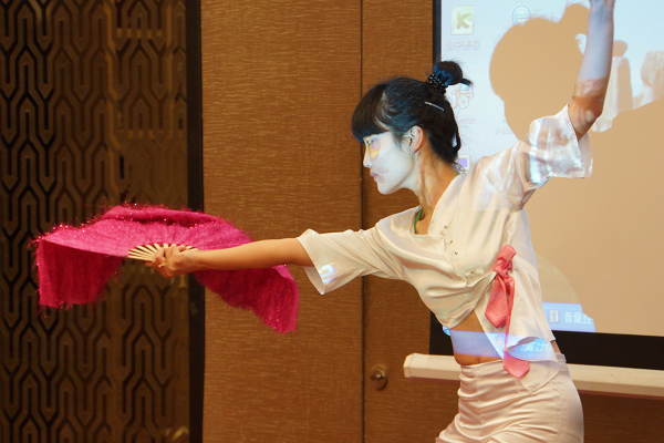 省社科联举行2014年春节团拜会