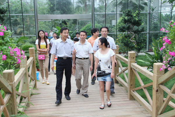 省社科联召开工作务虚会